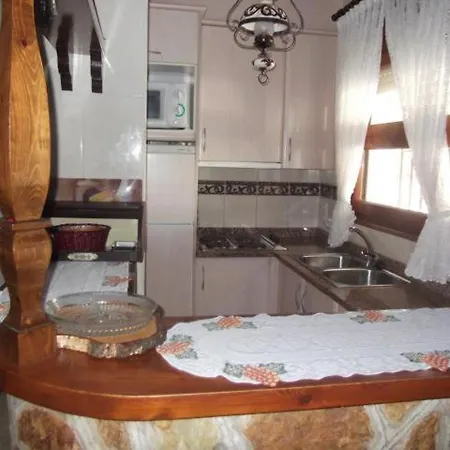 Amb Amarre I Jardi Holiday home